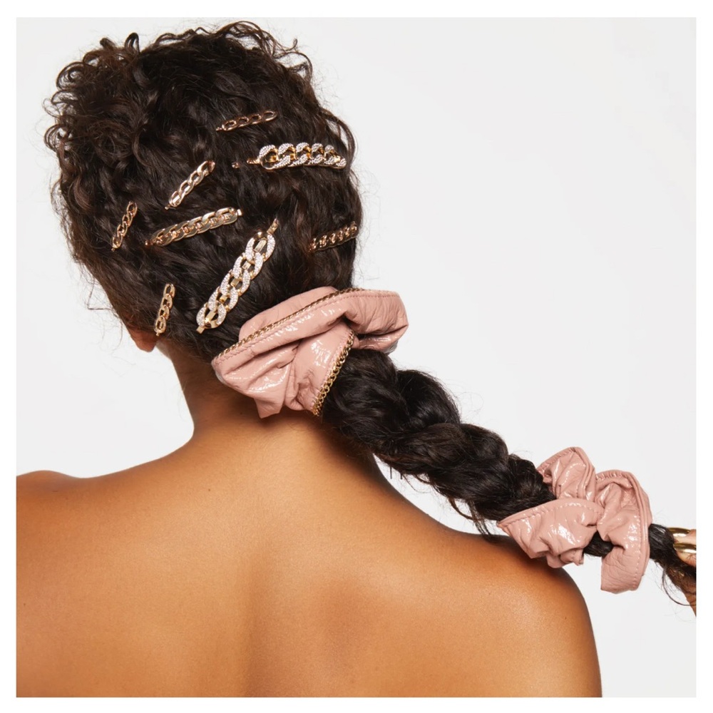 Kitsch x Justine Marian Blush Patent Scrunchie Set of 2 with carry bag